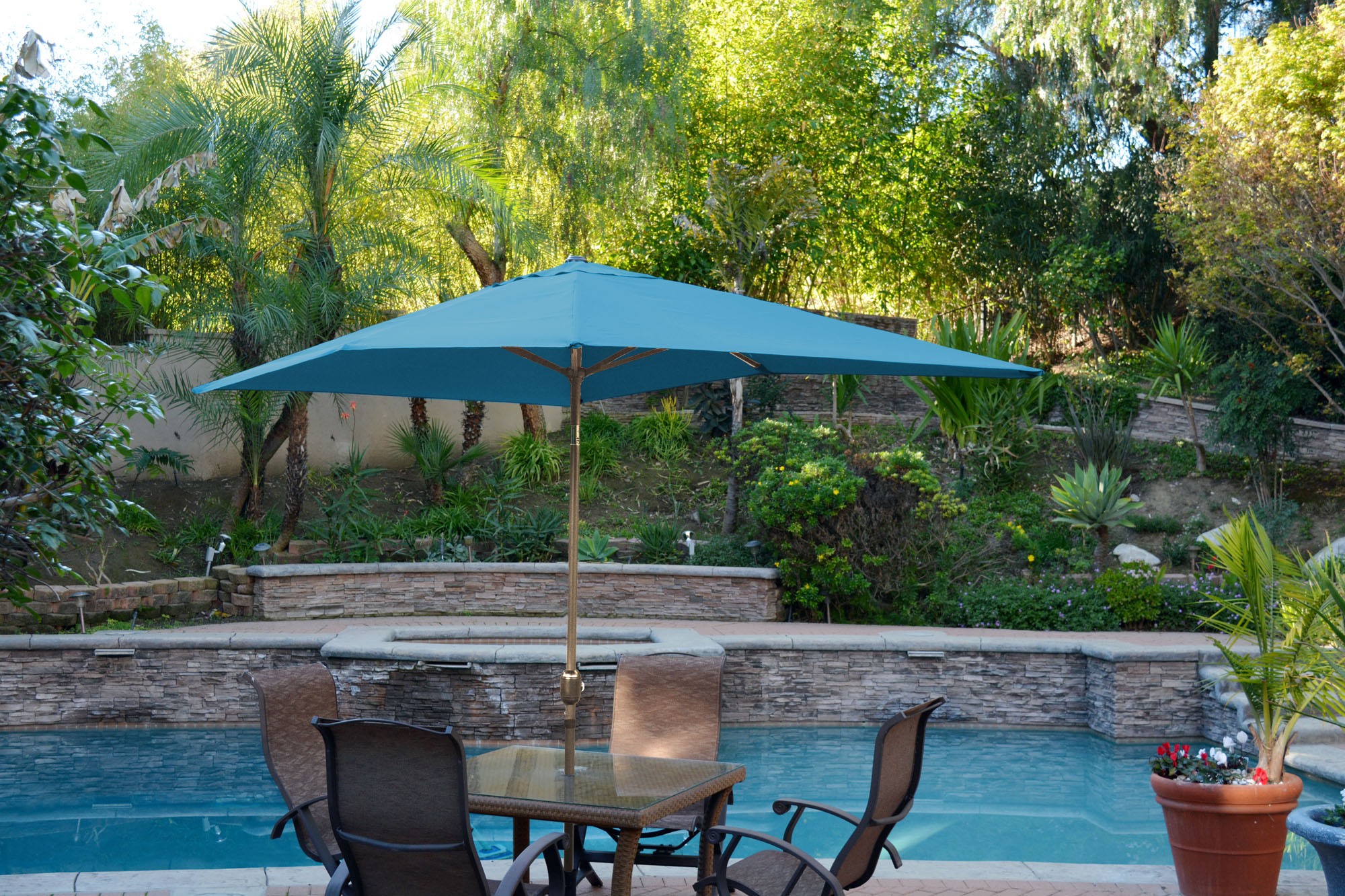 6.5FT x 10FT Aluminum Patio Market Umbrella Tilt with Crank - Turquoise Fabric/Bronze Pole