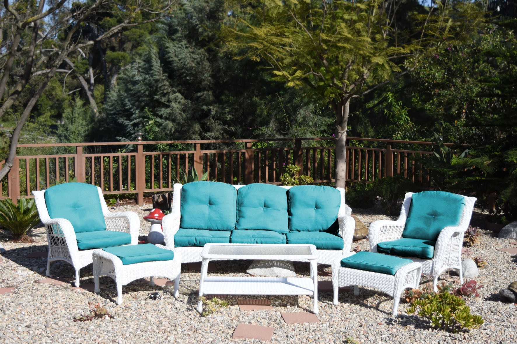 6pc White Wicker Seating Set with Turquoise Cushions